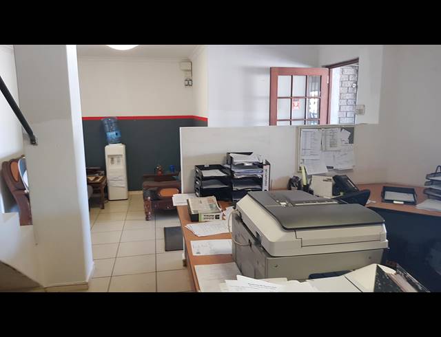 500M² FACTORY TO LET IN KRAAIFONTEIN INDUSTRIA